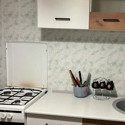 2-комн квартира д. Лопухинка, улица Детский Дом, 5