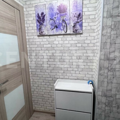 2-комн квартира Луговая, улица Научный Городок,  д. 5