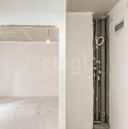 Продажа 1-комн квартиры на вторичном рынке Арцеуловская Аллея,  д. 9