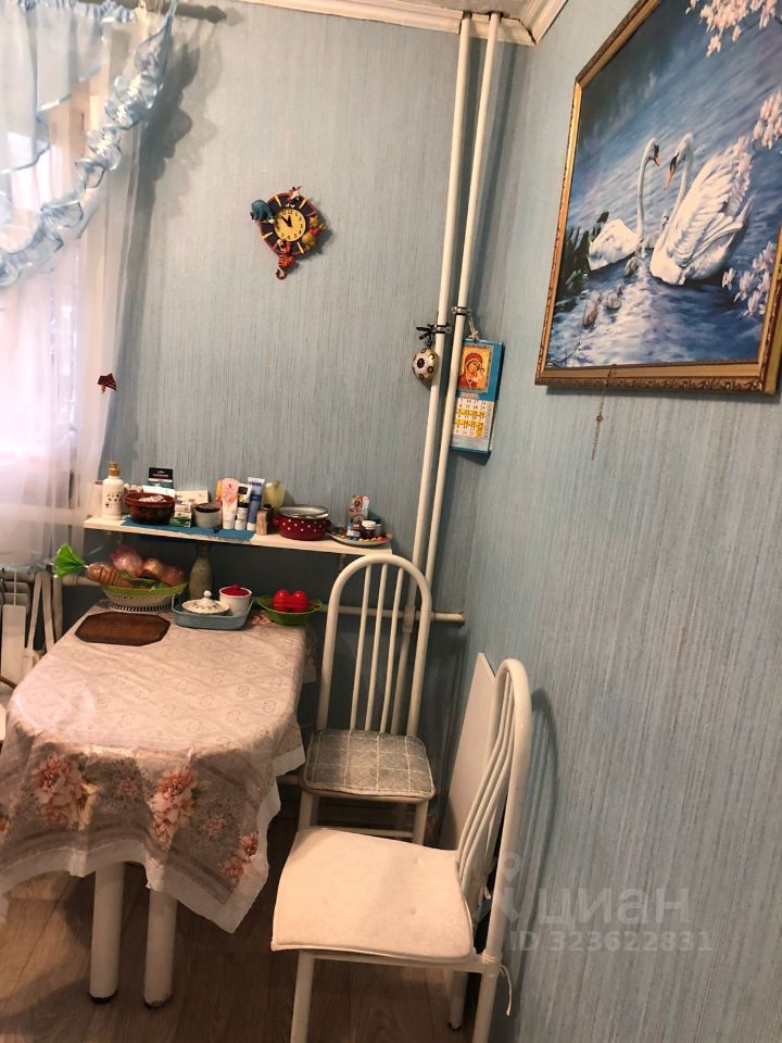 Продажа 3-комн квартиры на вторичном рынке с. Тропарево, улица Школьная, 6