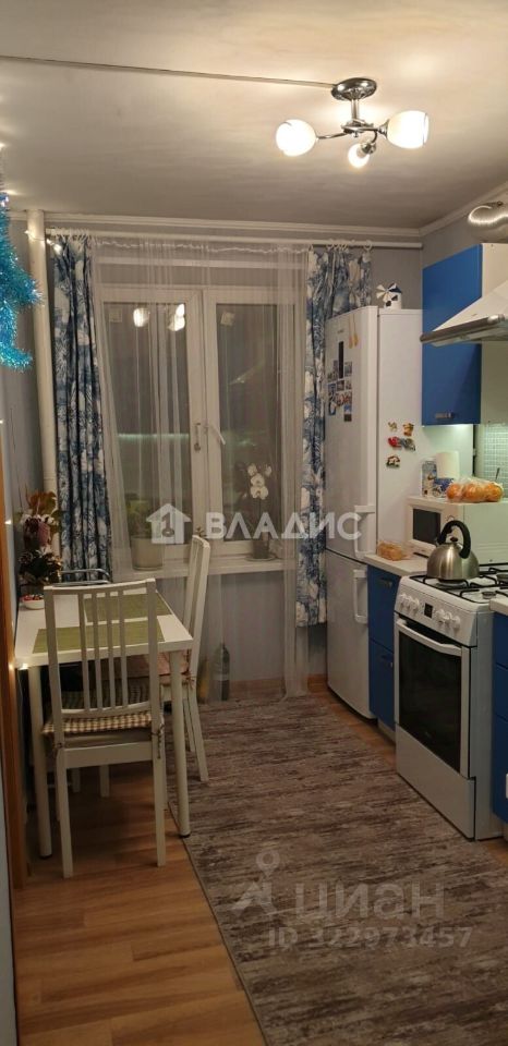 Продажа 2-комн квартиры на вторичном рынке улица Федора Полетаева, 32К3