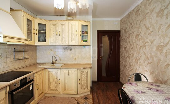 Продажа 3-комн квартиры на вторичном рынке Тосненское городское поселение, Советская улица,  д. 35