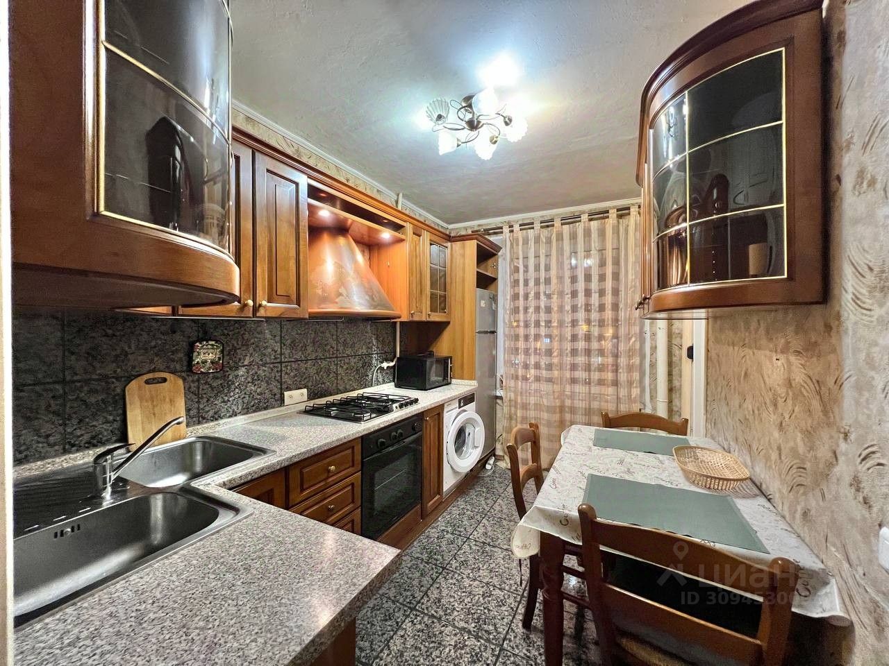 Аренда 2-комн квартиры на вторичном рынке улица Алабяна, 21К1