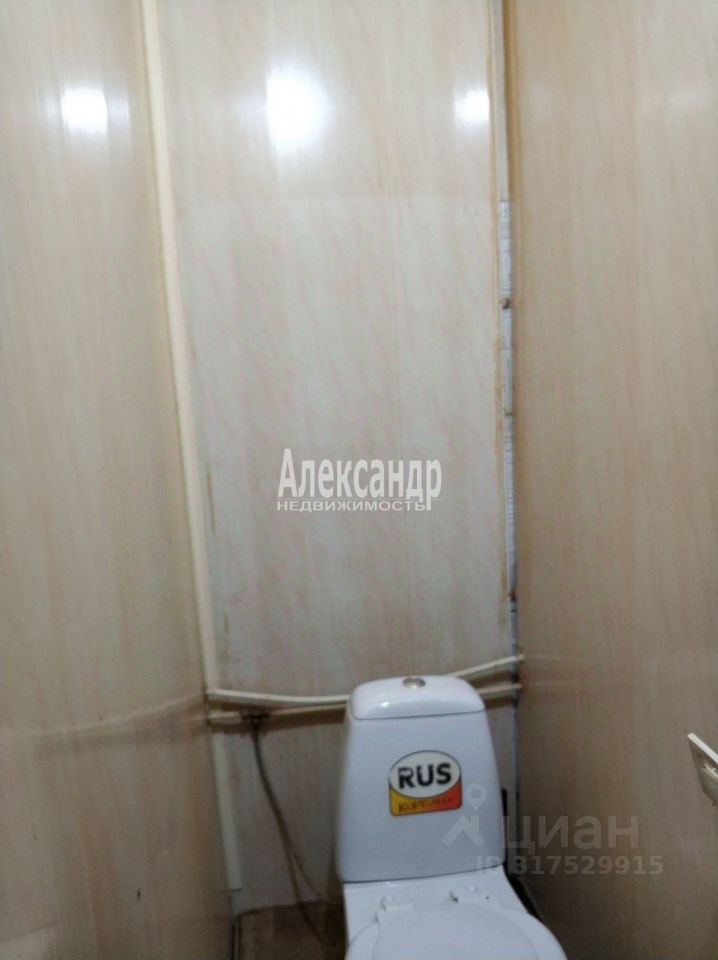 Продажа 3-комн квартиры на вторичном рынке Дубровка пгт, улица Пионерская, 2