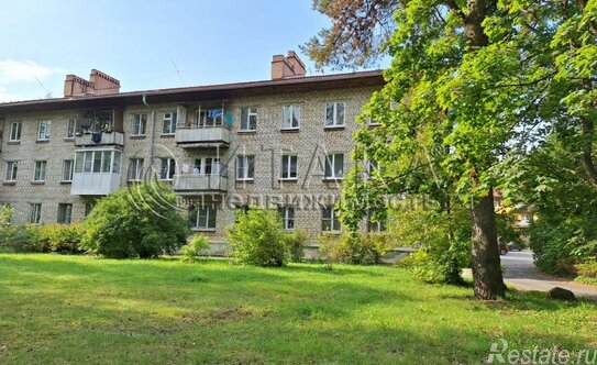 Продажа 1-комн квартиры на вторичном рынке Сосновый Бор г, Комсомольская ул,  д. 6