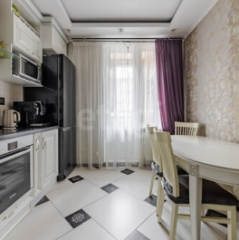 Продажа 2-комн квартиры на вторичном рынке улица Седова,  д. 24 к1 литВ