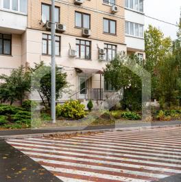 Аренда торгового помещения Донецкая улица