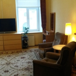 Аренда 3-комн квартиры на вторичном рынке ул Итальянская,  д. 16/19