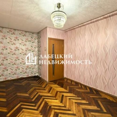 2-комн квартира Большевиков пр-кт,  д. 55