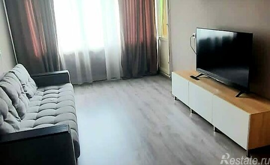 Продажа 3-комн квартиры на вторичном рынке Ветеранов пр-кт,  д. 3 к3