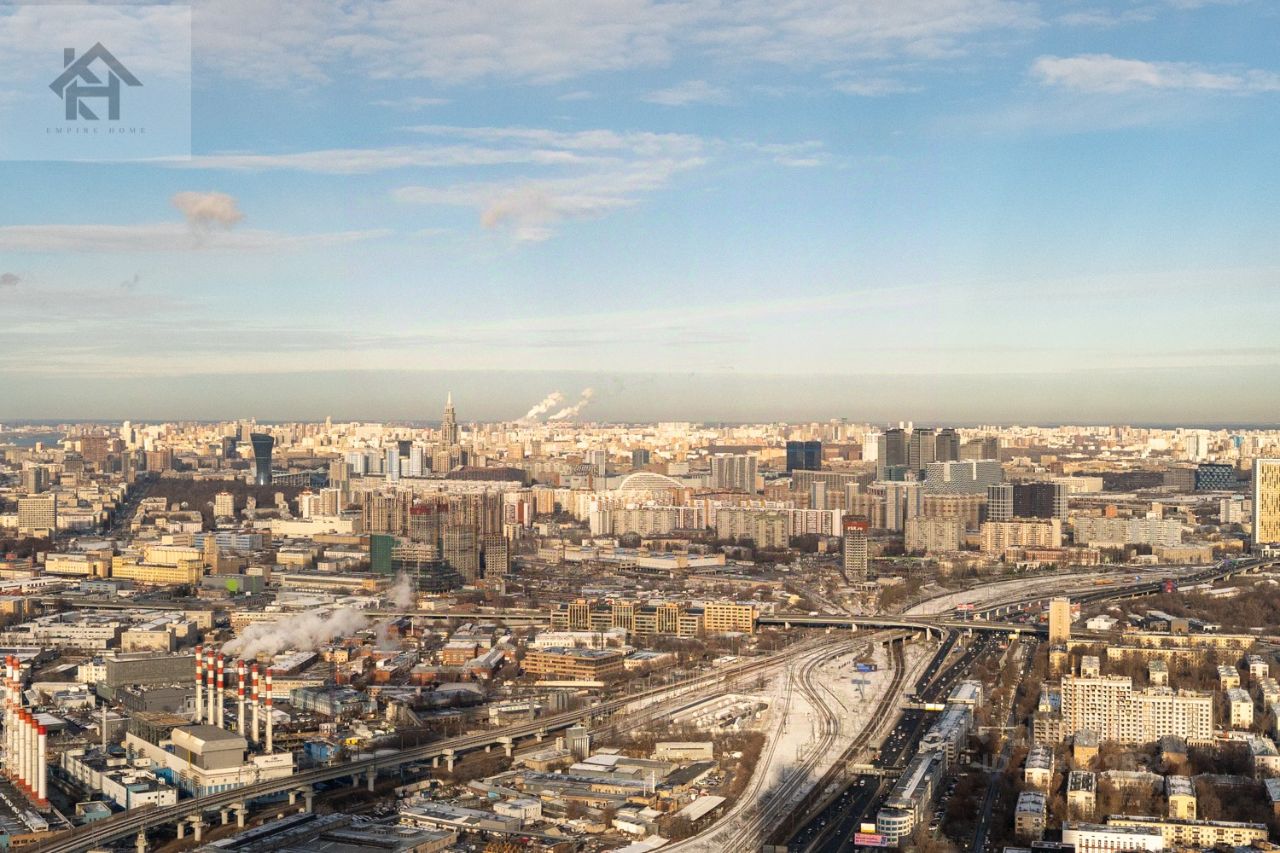 Продажа 2-комн квартиры на вторичном рынке 1-й Красногвардейский проезд, 22с1