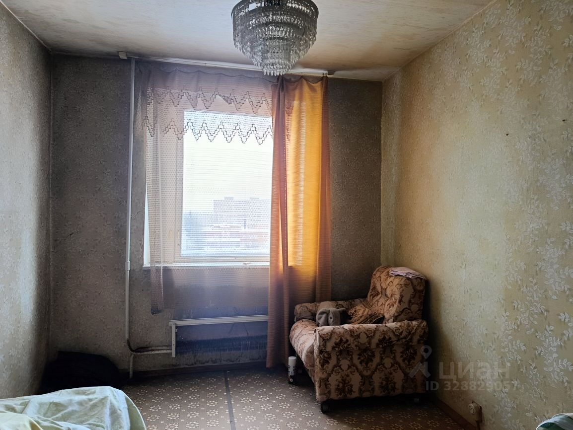 Продажа 2-комн квартиры на вторичном рынке 6-й мкр,  д. 10