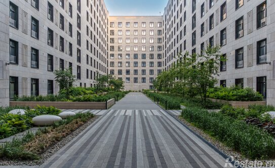 Продажа 1-комн квартиры на вторичном рынке Петровский пр-кт,  д. 9 к2