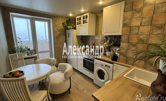 Продажа 1-комн квартиры на вторичном рынке Мурино, ул Новая,  д. 7,  к. 3