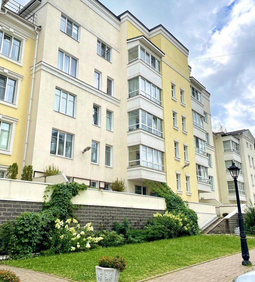 Продажа 3-комн квартиры на вторичном рынке Пушкин, улица Анциферовская, 9