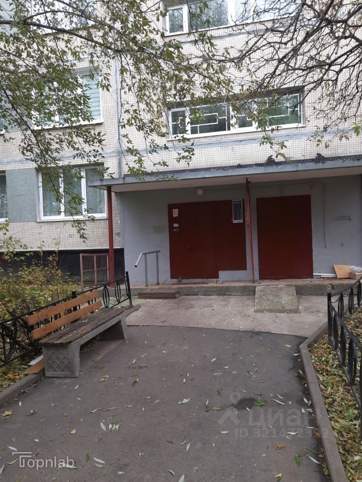 Продажа 3-комн квартиры на вторичном рынке улица Димитрова, 22К1