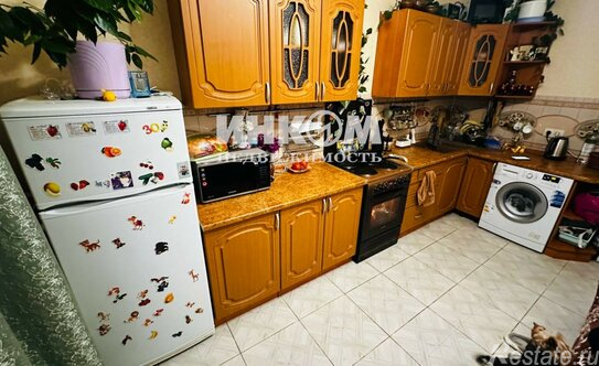 Продажа 1-комн квартиры на вторичном рынке Коммунарка п, Липовый Парк ул,  д. 6