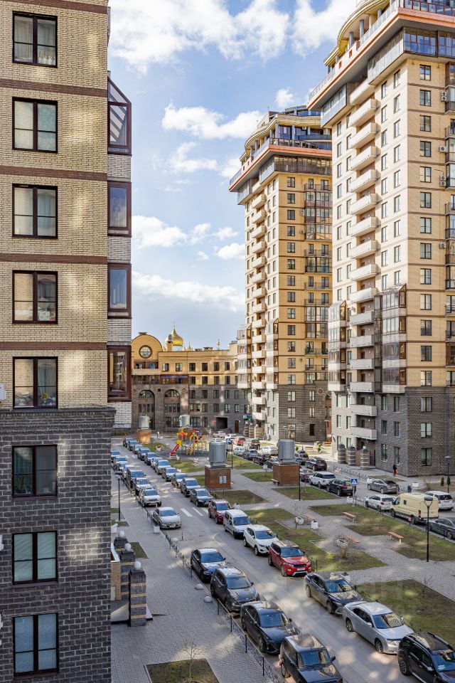 Продажа 1-комн квартиры на вторичном рынке Киевская улица, 3