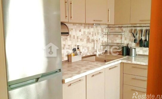 Продажа 5-комн квартиры на вторичном рынке Кленовый бульвар,  д. 10 к2