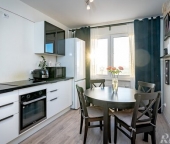 Продать Квартиры вторичка наб Реки Каменки  19 1