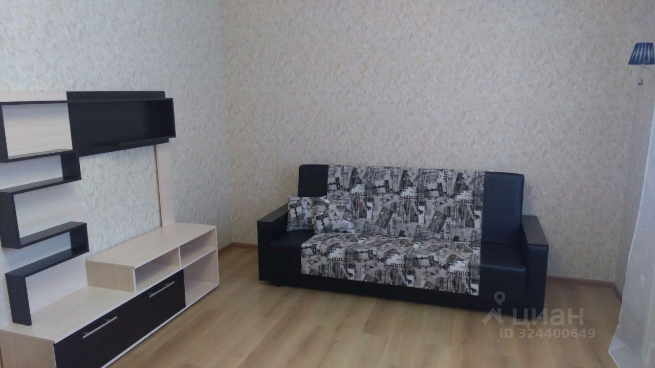 Аренда 1-комн квартиры на вторичном рынке Мурино, проспект Авиаторов Балтики, 17