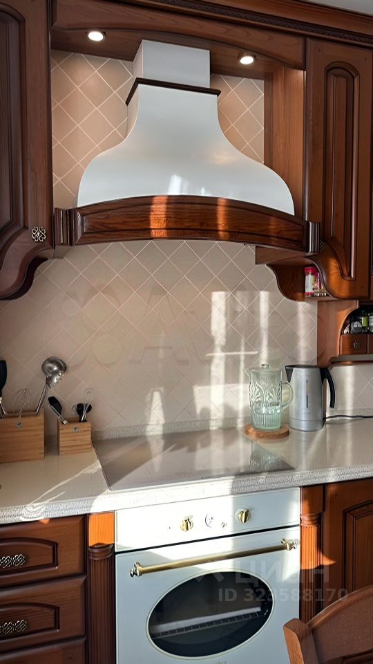 Продажа 3-комн квартиры на вторичном рынке Каргопольская улица, 16К2