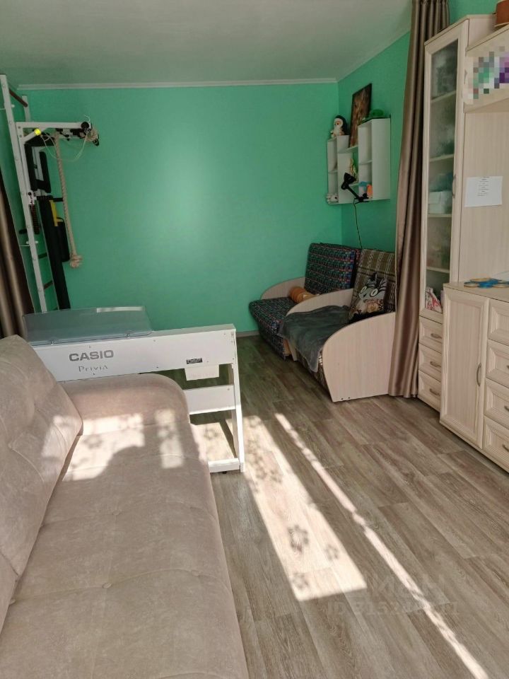 Продажа 1-комн квартиры на вторичном рынке пос. Новый Свет, 43