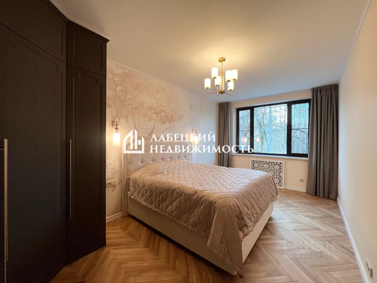 Продажа 3-комн квартиры на вторичном рынке улица Ивана Бабушкина, 12К3