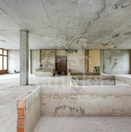 Продажа 4-комн квартиры на вторичном рынке Левшинский Б. пер,  д. 11