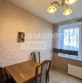 Продажа 2-комн квартиры на вторичном рынке Сиреневый бульвар,  д. 63