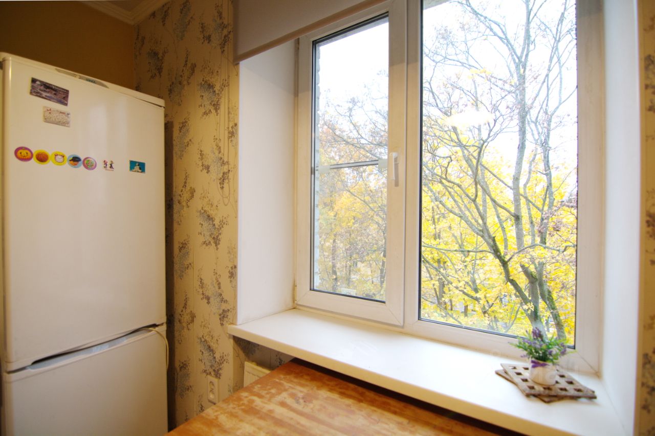 Продажа 2-комн квартиры на вторичном рынке Институтский проспект, 4К2