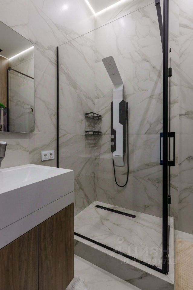 Продажа 2-комн квартиры на вторичном рынке улица Усачева, 9