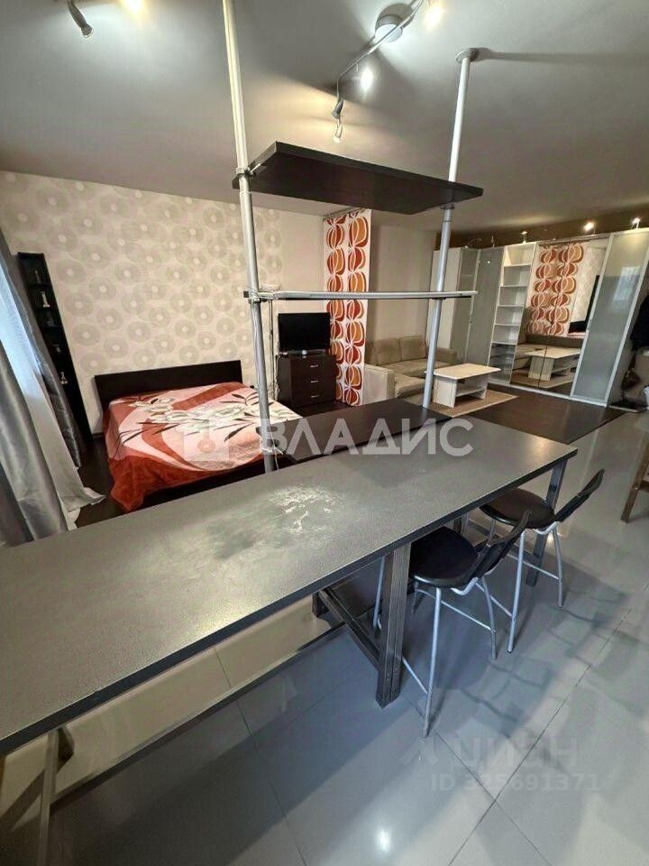 Продажа 1-комн квартиры на вторичном рынке Беловежская улица, 17К2