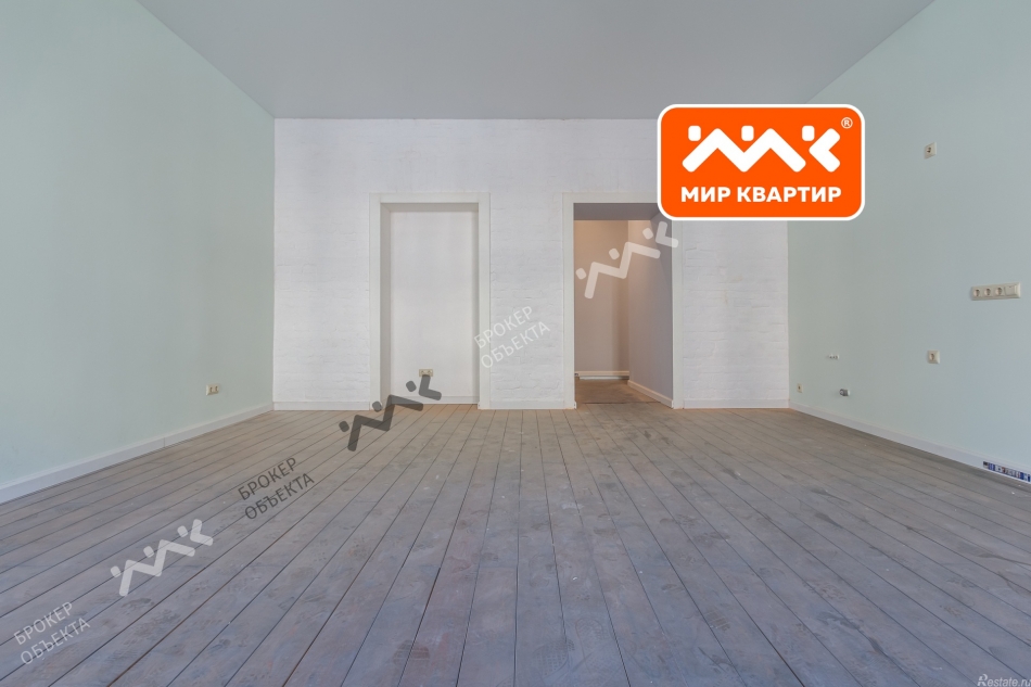 Продажа 2-комн квартиры на вторичном рынке 11-я В.О. линия,  д. 46