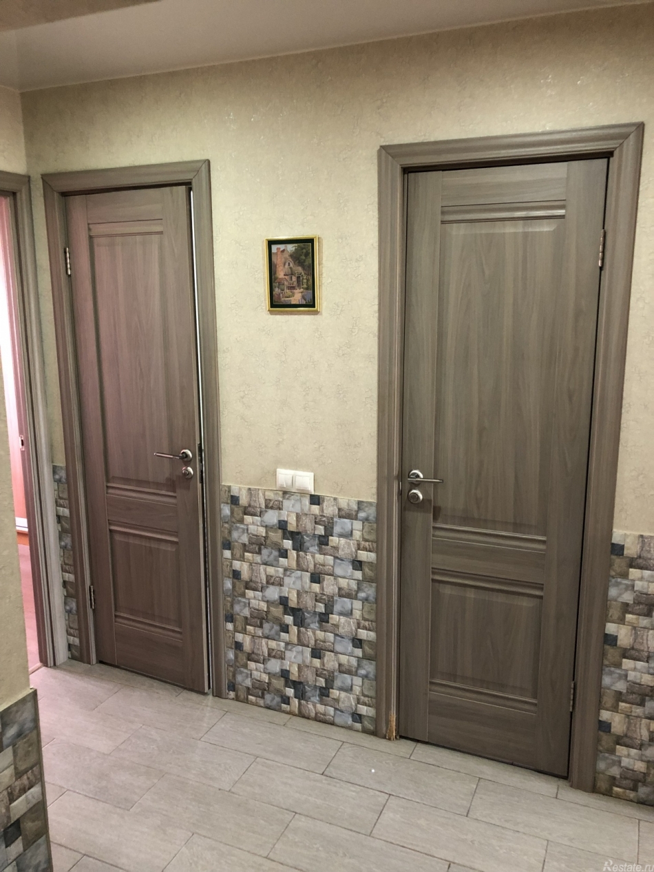 Продажа 3-комн квартиры на вторичном рынке Белоозерский пгт., Юбилейная ул., 4