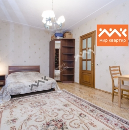 Продажа 3-комн квартиры на вторичном рынке Яковлевский пер,  д. 6