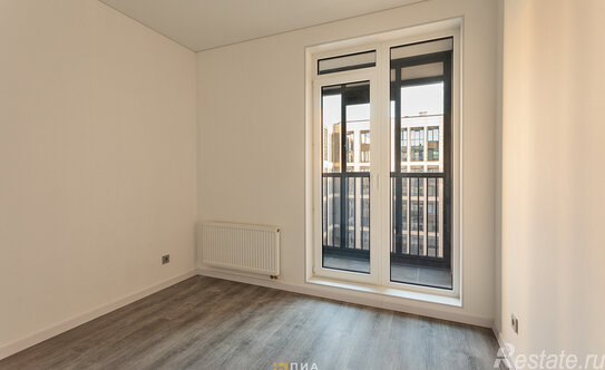 Продажа 1-комн квартиры на вторичном рынке наб Макарова,  д. 58,  к. 1