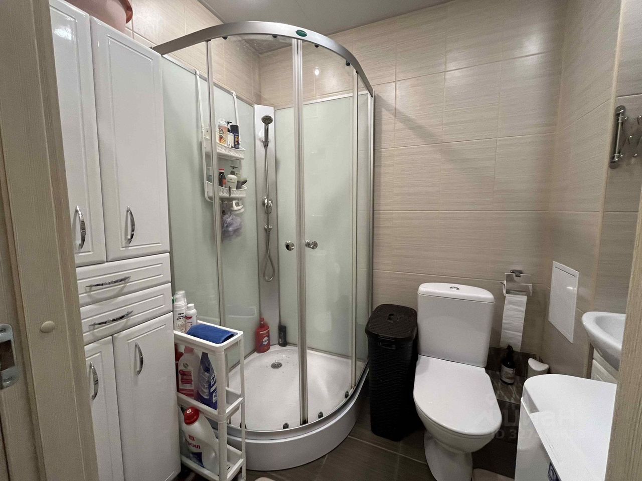 Продажа студии Тосно г., шоссе Барыбина,  д. 10А