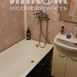 Продажа 2-комн квартиры на вторичном рынке Нахимовский пр-кт,  д. 22