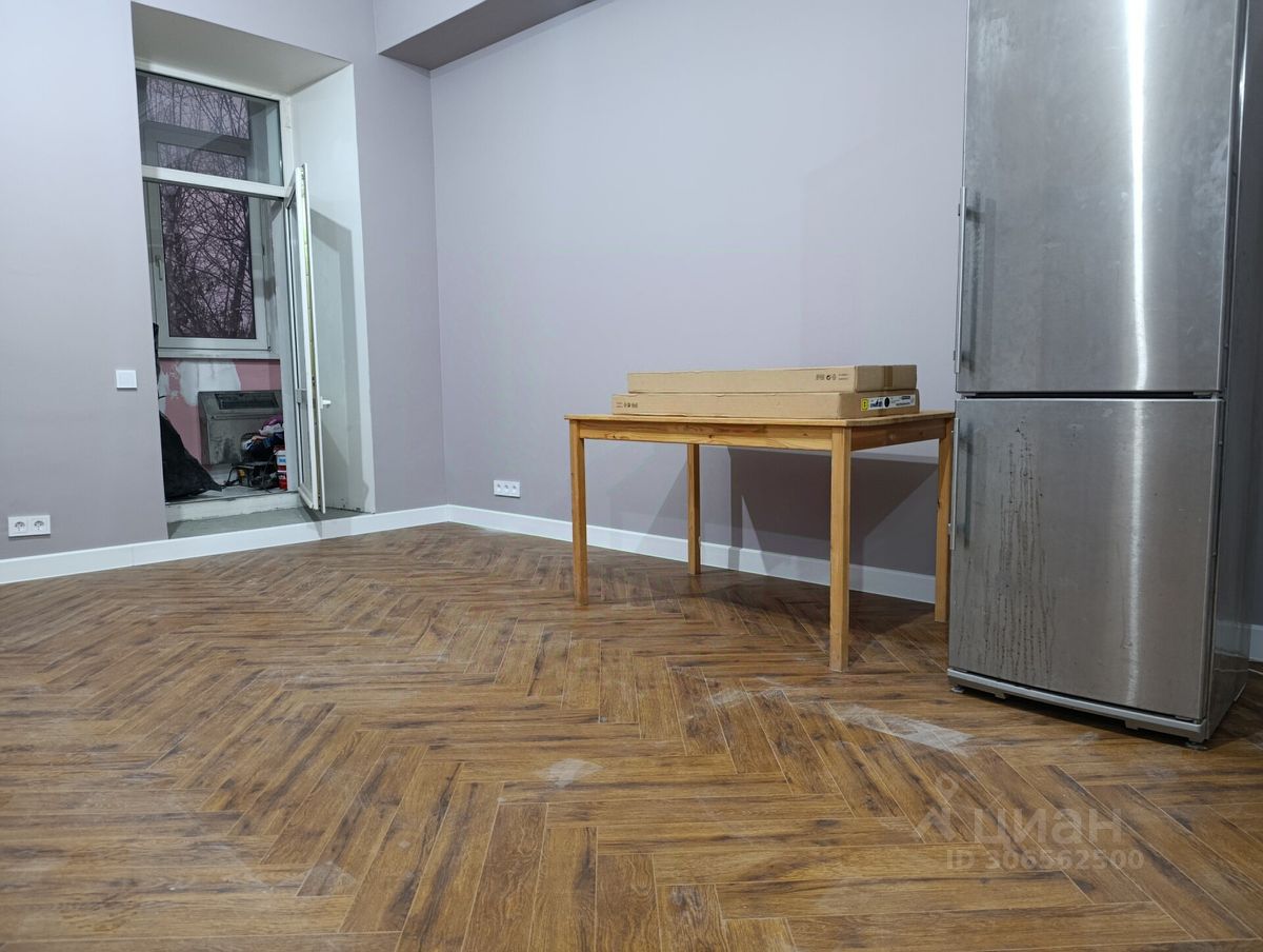 Продажа 2-комн квартиры на вторичном рынке Казарменный переулок, 8С3