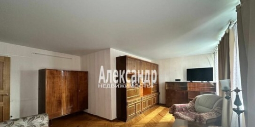 2-комн квартира Бестужевская улица,  д. 81