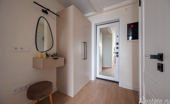 Продажа 1-комн квартиры на вторичном рынке Светлановский пр-кт,  д. 117