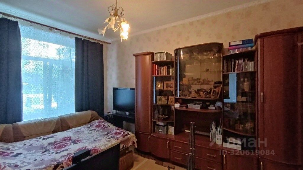 Продажа 3-комн квартиры на вторичном рынке улица Ольминского, 20