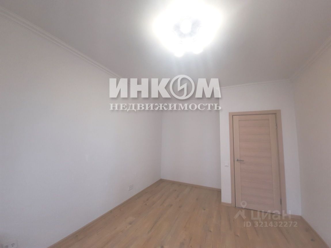 Продажа 3-комн квартиры на вторичном рынке Веерная улица, 26А