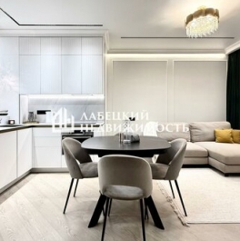 Продажа 1-комн квартиры на вторичном рынке улица Коминтерна,  д. 15