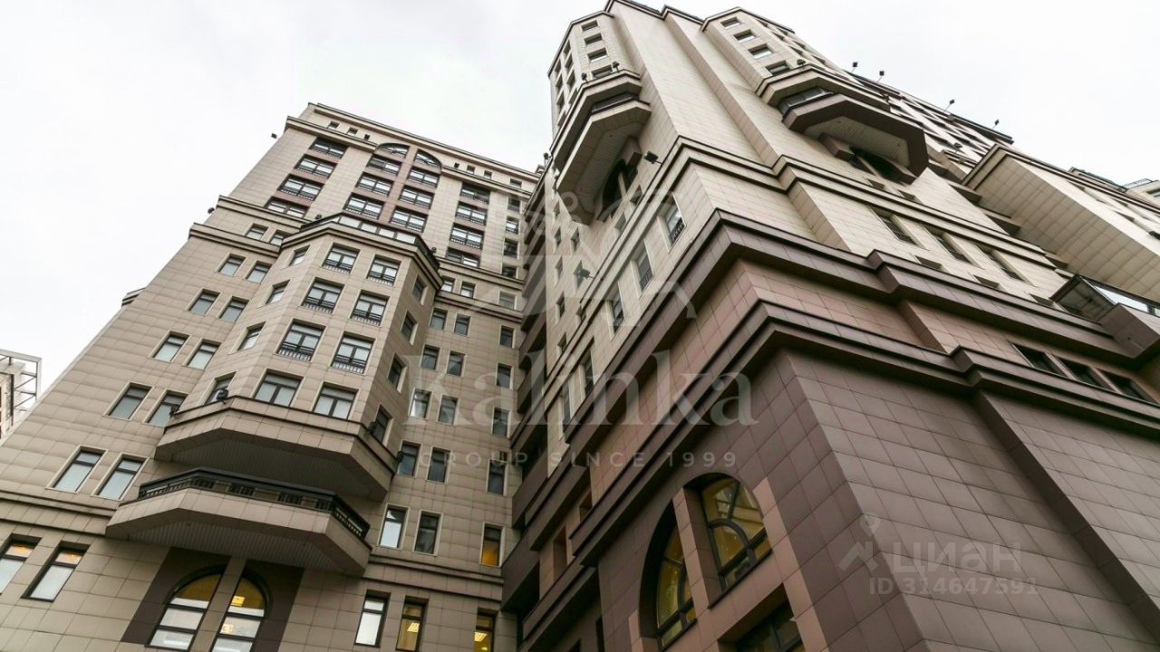 Продажа 4-комн квартиры на вторичном рынке улица Новый Арбат, 29