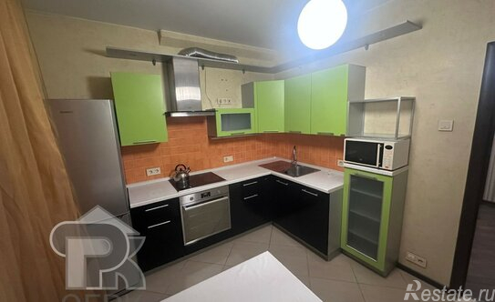 Продажа 1-комн квартиры на вторичном рынке Сходня, 2-й Чапаевский переулок,  д. 4