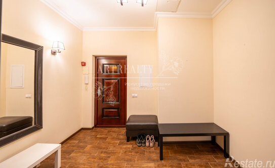 Продажа 2-комн квартиры на вторичном рынке улица Крылатские Холмы,  д. 33 к1