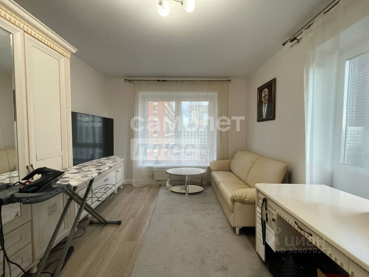 Продажа 2-комн квартиры на вторичном рынке Пяловская улица, 8