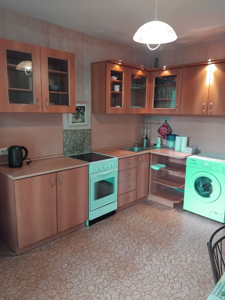 Продажа 1-комн квартиры на вторичном рынке улица Сикейроса, 12